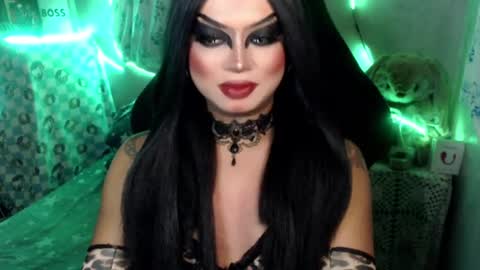 QUEEN CESS online show from July 1, 2026, 7:13 pm