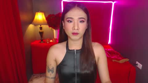 Snapshot of cjhotfucker chatting on February 9, 2026, 12:36 am CJ online show from February 9, 2026, 12:36 am