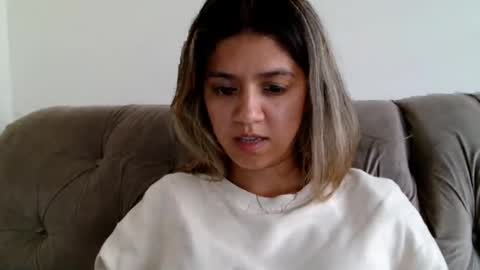 Snapshot of clair_of chatting on April 7, 2026, 9:37 pm clair_of online show from April 7, 2026, 9:37 pm