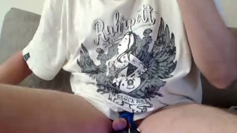 Snapshot of clamk454 chatting on June 10, 2026, 12:48 pm clamk454 online show from June 10, 2026, 12:48 pm