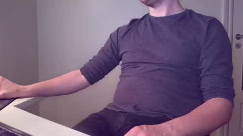 Snapshot of clamshive7 chatting on February 19, 2026, 8:38 pm clamshive7 online show from February 19, 2026, 8:38 pm