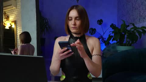 Clara online show from April 5, 2026, 5:43 pm