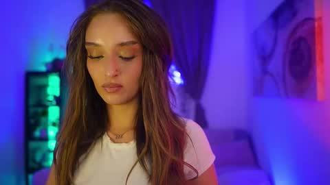 Snapshot of clara_smile chatting on November 1, 2025, 7:49 pm Clara smile online show from November 1, 2025, 7:49 pm