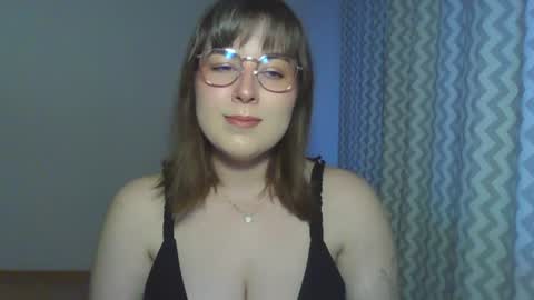 Clara online show from June 22, 2026, 6:38 pm