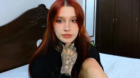 Sophie online show from May 3, 2026, 4:13 pm