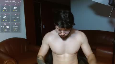 Snapshot of clark_14 chatting on November 6, 2025, 6:36 am Clark online show from November 6, 2025, 6:36 am