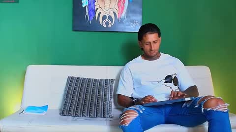 Juanpaindependent model online show from October 11, 2025, 7:56 pm