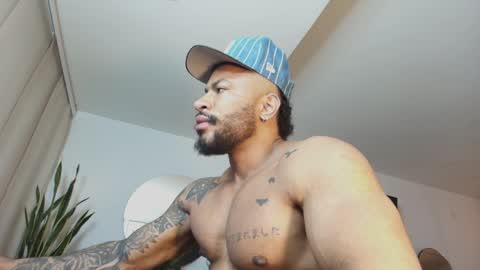 Snapshot of clark_strong chatting on April 6, 2026, 11:22 am clark_strong online show from April 6, 2026, 11:22 am