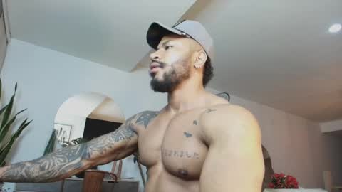 Snapshot of clark_strong chatting on April 11, 2026, 11:03 am clark_strong online show from April 11, 2026, 11:03 am