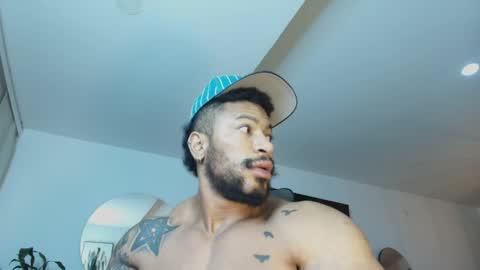 Snapshot of clark_strong chatting on April 19, 2026, 11:31 am clark_strong online show from April 19, 2026, 11:31 am