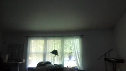 Snapshot of clarnbear chatting on August 3, 2026, 2:00 pm clarnbear online show from August 3, 2026, 2:00 pm