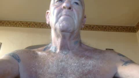 Snapshot of classic_rock_and_oldies chatting on July 5, 2026, 10:00 am Pizza online show from July 5, 2026, 10:00 am