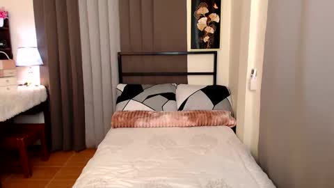 maika online show from February 22, 2026, 11:20 am