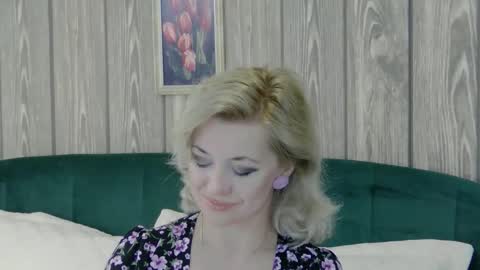 Classy Tinna online show from February 26, 2026, 6:23 am