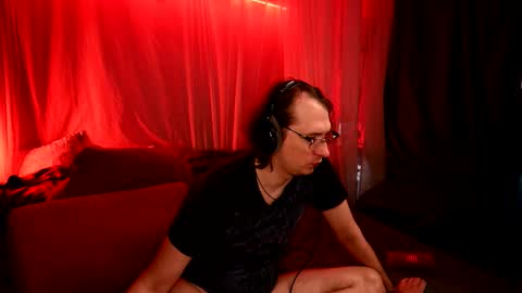 Claudia Cyberfox and Elon online show from October 24, 2025, 6:21 am