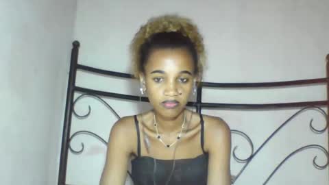 claudianne online show from April 10, 2026, 7:40 pm