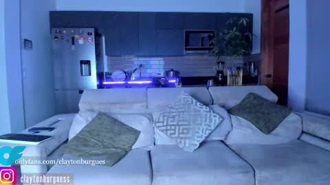 Snapshot of claytonburgues chatting on September 19, 2025, 4:03 am claytonburgues online show from September 19, 2025, 4:03 am