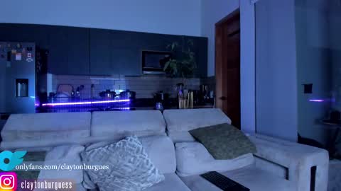 Snapshot of claytonburgues chatting on October 3, 2025, 4:20 am claytonburgues online show from October 3, 2025, 4:20 am