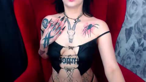 Snapshot of cleadark chatting on December 13, 2024, 2:27 pm CleaDark online show from December 13, 2024, 2:27 pm