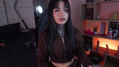 Cleo Adams online show from March 18, 2026, 5:10 am