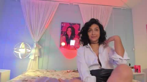 Cleo  online show from March 9, 2026, 11:58 am