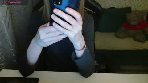 Cleo Sertori  online show from April 25, 2026, 5:54 pm