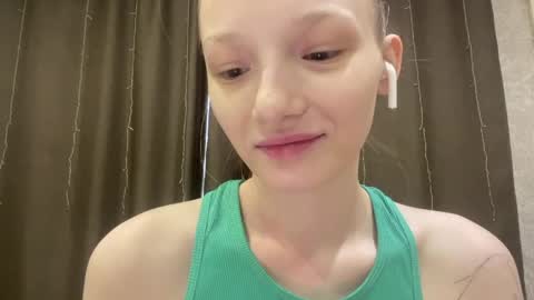 Cleo online show from April 10, 2026, 8:19 am