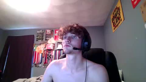 Snapshot of clint_wood chatting on October 31, 2025, 3:35 pm clint_wood online show from October 31, 2025, 3:35 pm