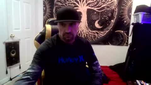 Snapshot of clintwood12 chatting on September 17, 2025, 9:55 am chad online show from September 17, 2025, 9:55 am