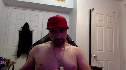 Snapshot of clintwood12 chatting on October 5, 2025, 6:34 am chad online show from October 5, 2025, 6:34 am