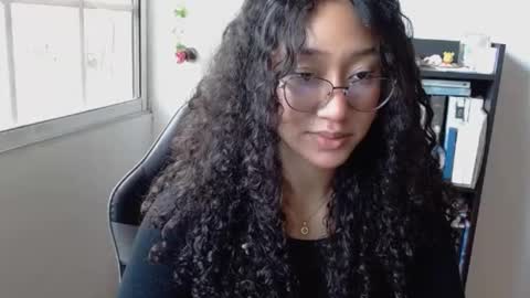 Snapshot of clitia_xx chatting on February 2, 2026, 6:50 pm Clitia online show from February 2, 2026, 6:50 pm