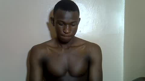 Snapshot of clive_damian chatting on June 18, 2026, 10:30 am clive_damian online show from June 18, 2026, 10:30 am