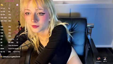  CLOE  online show from September 11, 2025, 8:53 pm