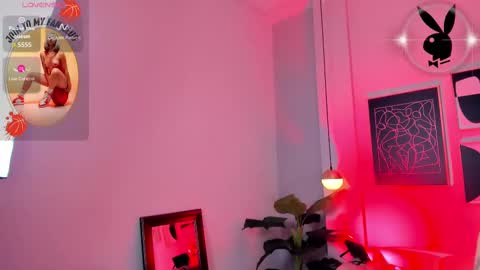 Snapshot of cloe_martinez_ chatting on September 27, 2025, 10:04 pm Cloe online show from September 27, 2025, 10:04 pm