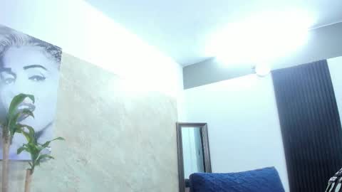 CLOE online show from November 20, 2025, 11:21 am