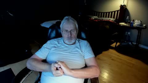 Snapshot of cloudalert62 chatting on January 10, 2025, 10:57 pm cloudalert62 online show from January 10, 2025, 10:57 pm