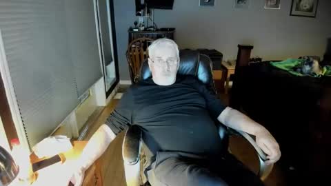 Snapshot of cloudalert62 chatting on February 1, 2026, 5:06 am cloudalert62 online show from February 1, 2026, 5:06 am