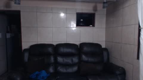 Snapshot of cloudstrife10 chatting on November 16, 2025, 8:58 pm Juank online show from November 16, 2025, 8:58 pm