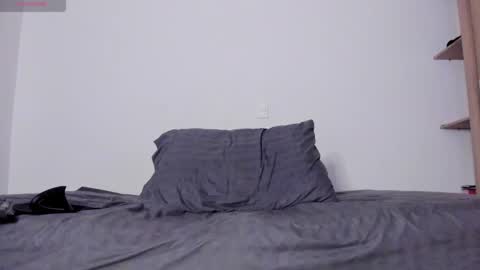 Snapshot of cloudy_pigdude chatting on March 6, 2025, 8:08 am CRISTIAN online show from March 6, 2025, 8:08 am