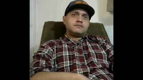 Snapshot of cloudyclearskies chatting on November 8, 2025, 12:16 pm CloudyClearSkies online show from November 8, 2025, 12:16 pm