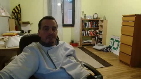 clouplefun online show from December 21, 2024, 6:09 am