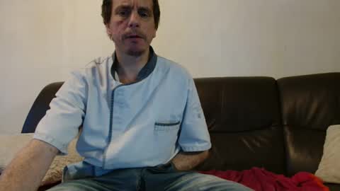 clouplefun online show from December 23, 2025, 7:50 am