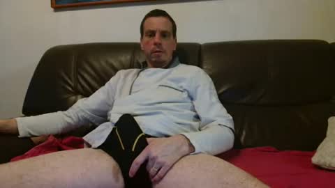 clouplefun online show from February 5, 2026, 7:13 am