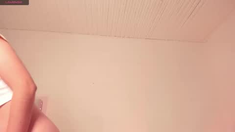 Snapshot of clover_tter_ chatting on November 11, 2025, 2:00 am Chloe online show from November 11, 2025, 2:00 am