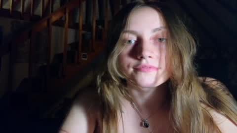 Clover online show from February 8, 2025, 5:40 am