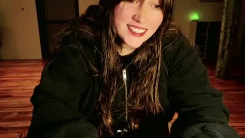 Clover online show from April 21, 2026, 6:09 am