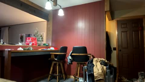 cloverboy1988 online show from December 31, 2024, 12:15 pm