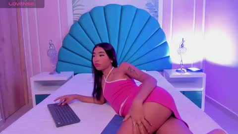 Snapshot of cloy_baby chatting on December 8, 2024, 4:39 pm Eilyn online show from December 8, 2024, 4:39 pm