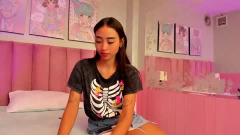 Snapshot of cloy_baby chatting on December 15, 2024, 5:20 pm Eilyn online show from December 15, 2024, 5:20 pm