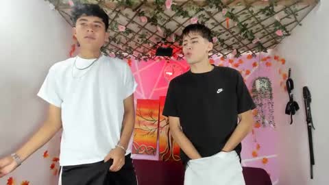 Snapshot of club_latinboys chatting on September 9, 2025, 1:54 pm club_latinboys online show from September 9, 2025, 1:54 pm